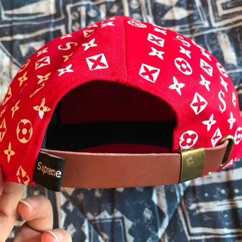 cappello supreme x louis vuitton nero